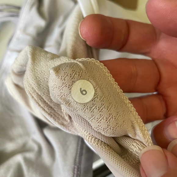 Lululemon sports bras - Picture 4 of 4